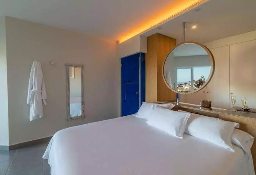 Deluxe-huone King-vuode Näköala, Hilton London Syon Park