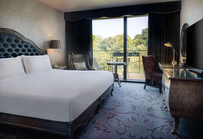 اتاق دلوکس با تخت کینگ و چشم‌انداز, Hilton London Syon Park