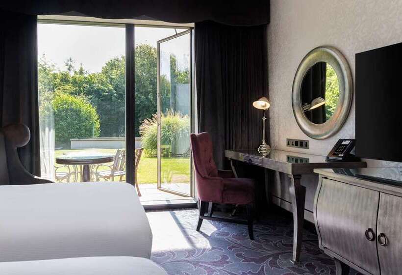 Номер Deluxe, Hilton London Syon Park
