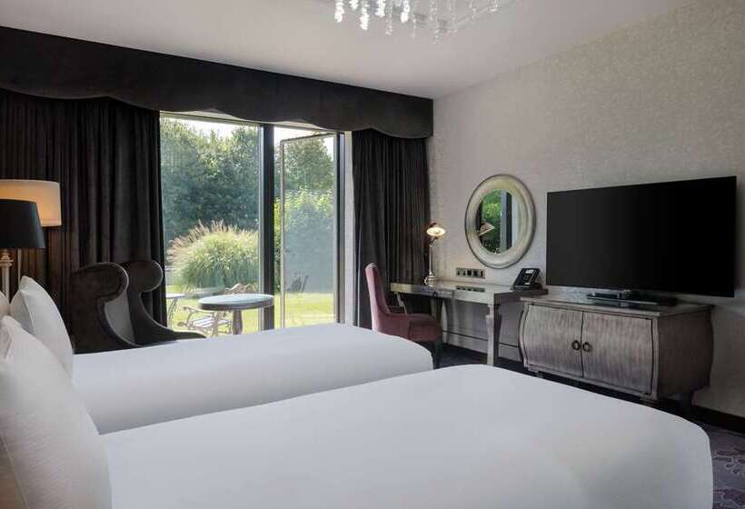 Номер Deluxe, Hilton London Syon Park