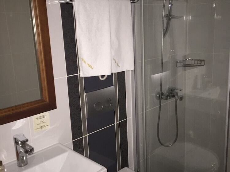 اتاق اکونومی, Perula