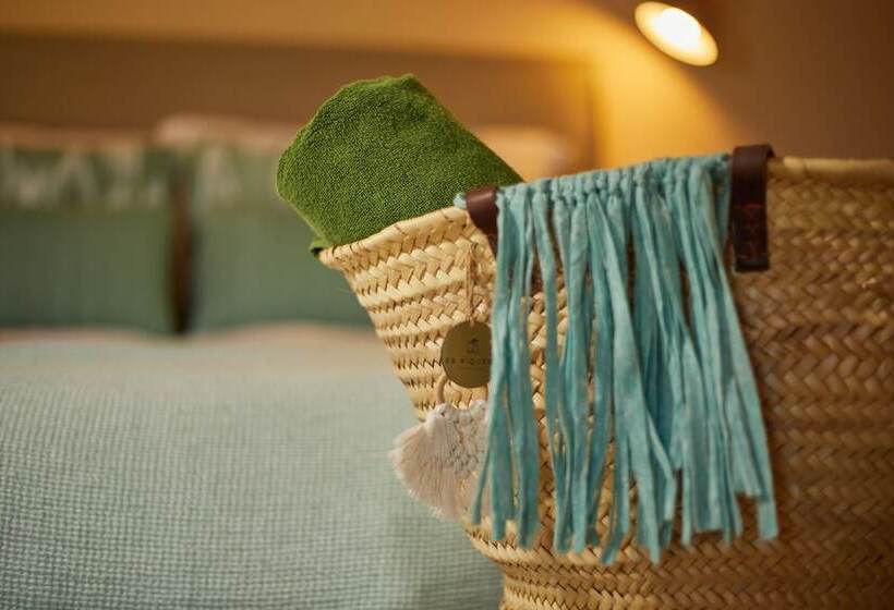 스탠다드 룸, Rural Es Riquers