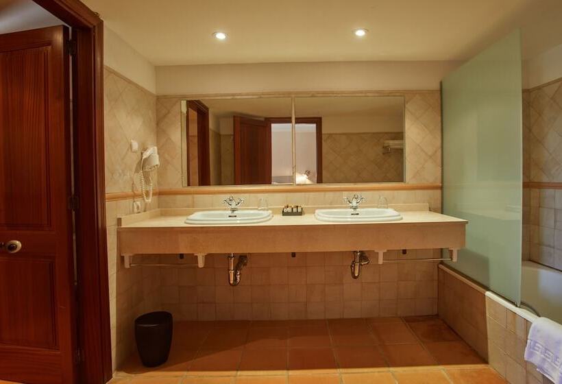 스탠다드 룸, Rural Es Riquers