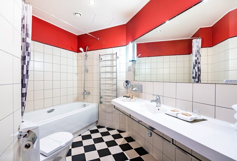 Полулюкс, Victoria Hotel Kaunas