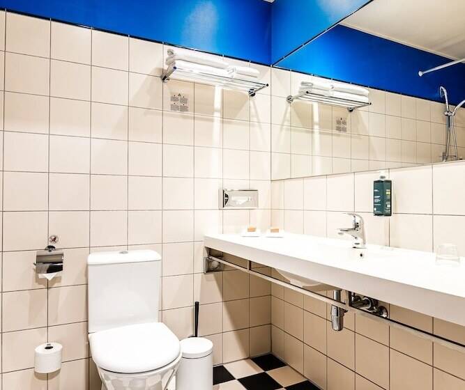 Номер Стандарт, Victoria Hotel Kaunas