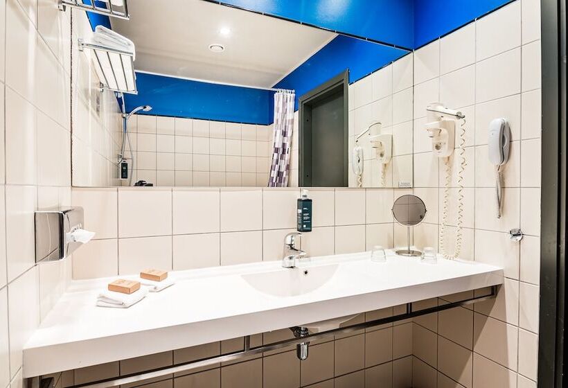 Номер Стандарт, Victoria Hotel Kaunas