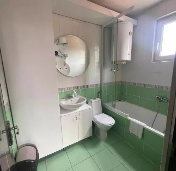 اتاق استاندارد یک تخته با بالکن, Vila Senjak
