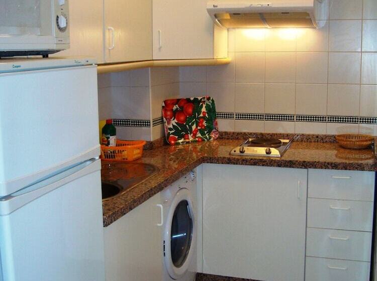 דירת שני חדרים, Islantur Ipanema