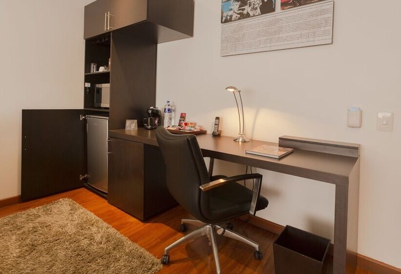 Полулюкс, Jazz Apartments