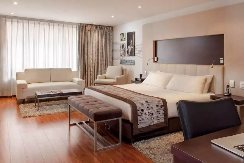 ジュニアスイート, Jazz Apartments