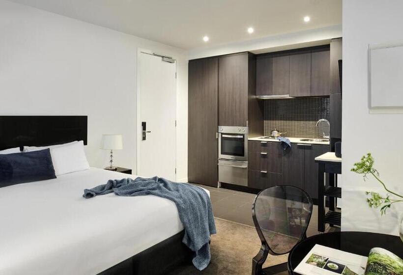 스탠다드 스튜디오, Punthill South Yarra Grand