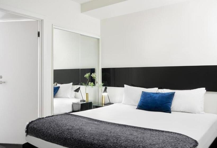 דירת חדר, Punthill South Yarra Grand