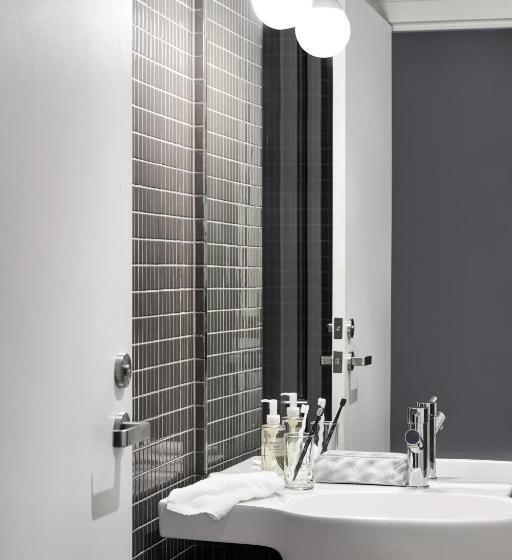 דירת שלושה חדרים, Punthill South Yarra Grand