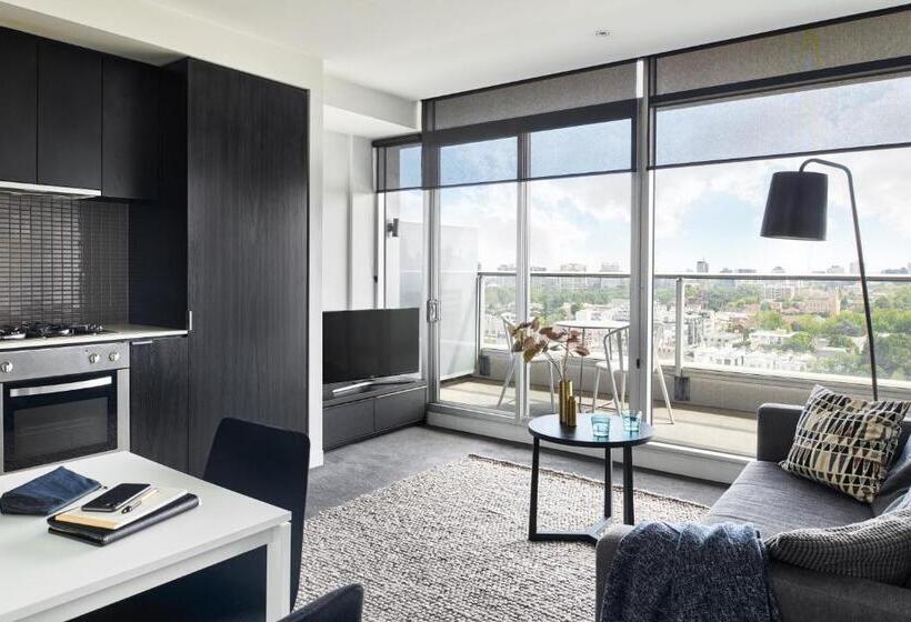 דירת חדר, Punthill South Yarra Grand