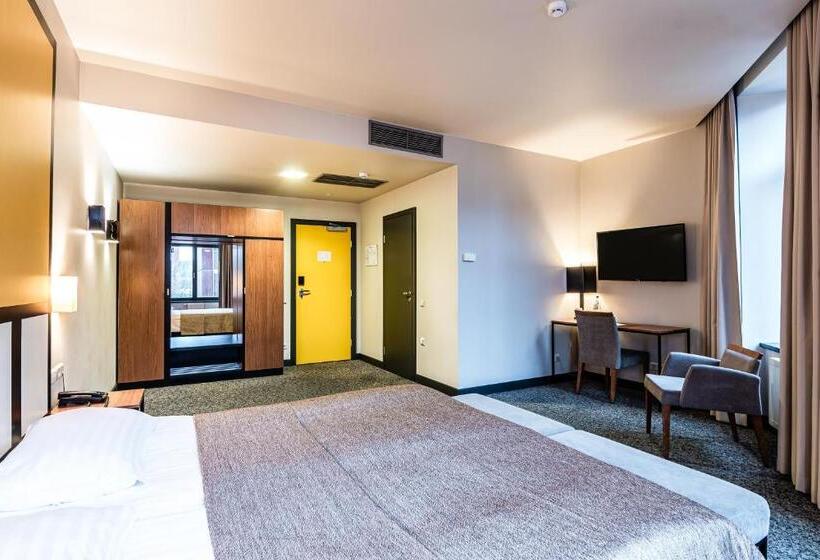 Номер Стандарт, Victoria Hotel Kaunas