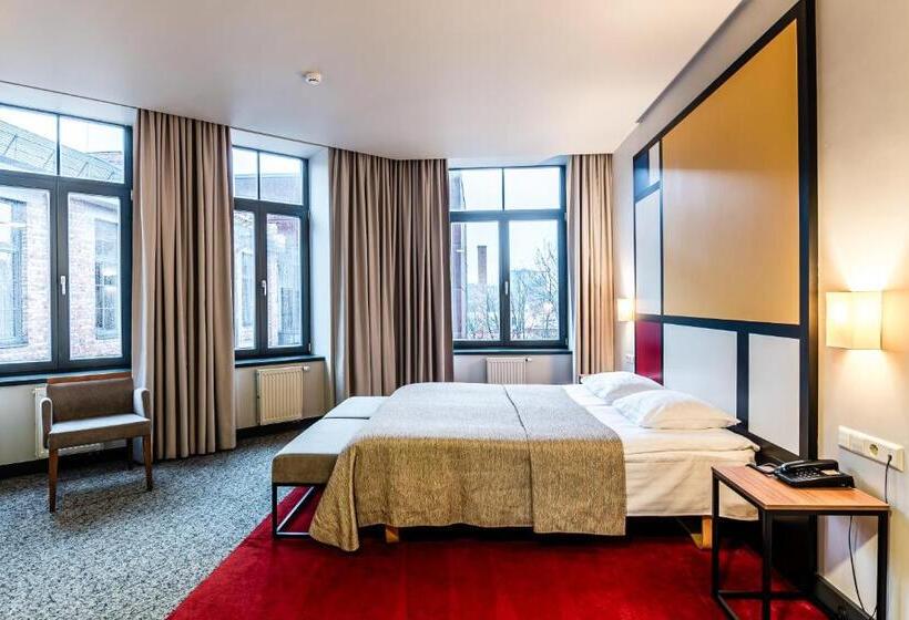 Номер Стандарт, Victoria Hotel Kaunas