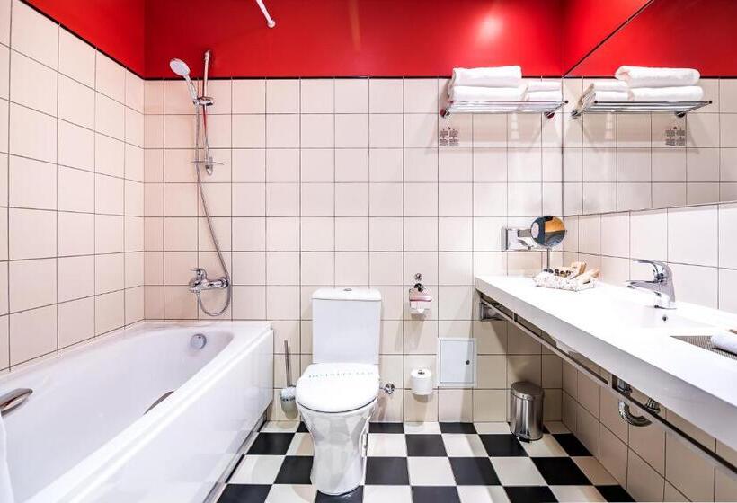 Полулюкс, Victoria Hotel Kaunas