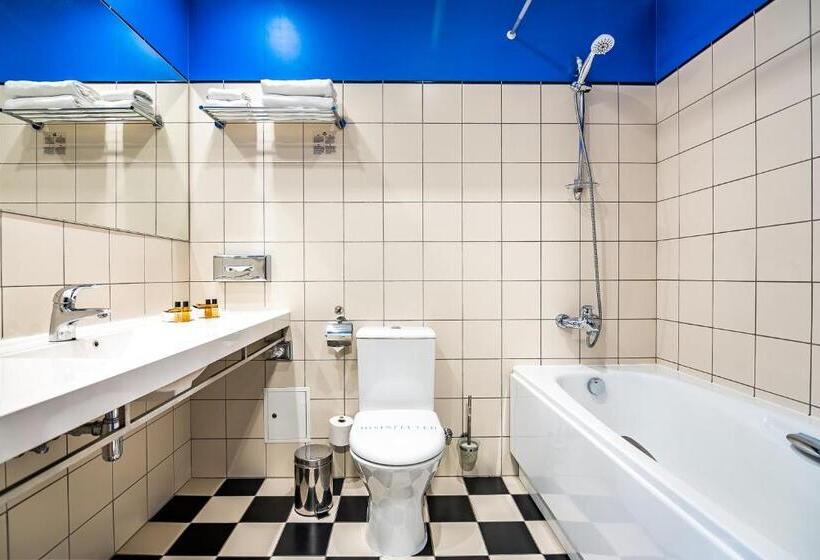 Номер Стандарт, Victoria Hotel Kaunas