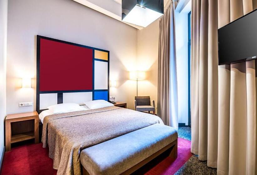 Номер Стандарт, Victoria Hotel Kaunas