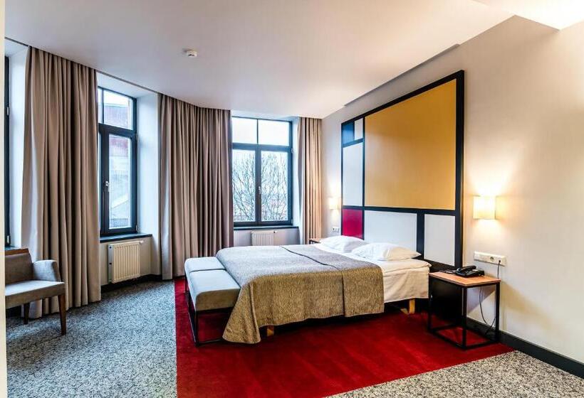 Номер Стандарт, Victoria Hotel Kaunas