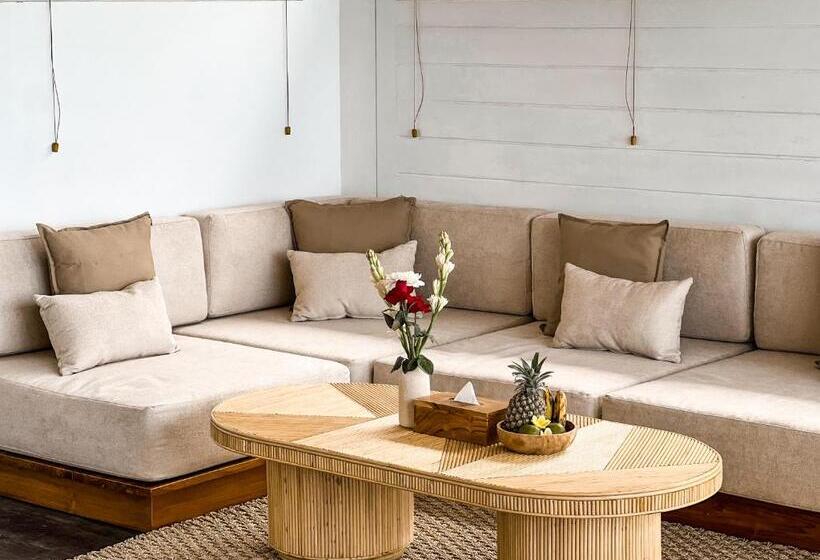 ‫فيلا غرفة نوم واحدة, The Korowai