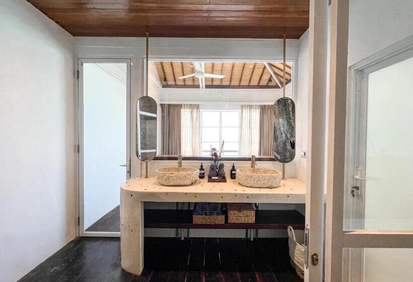 ‫فيلا غرفة نوم واحدة, The Korowai