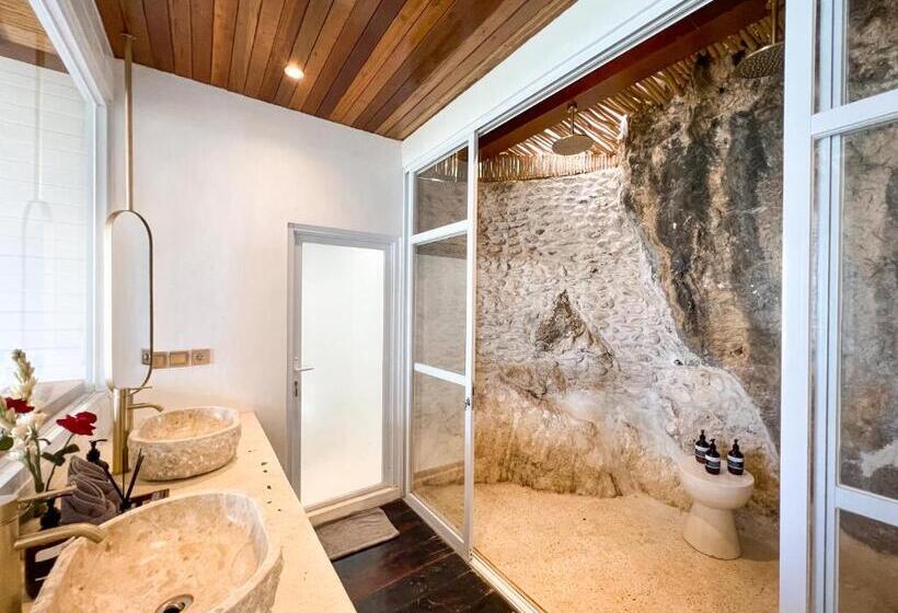 ‫فيلا غرفة نوم واحدة, The Korowai