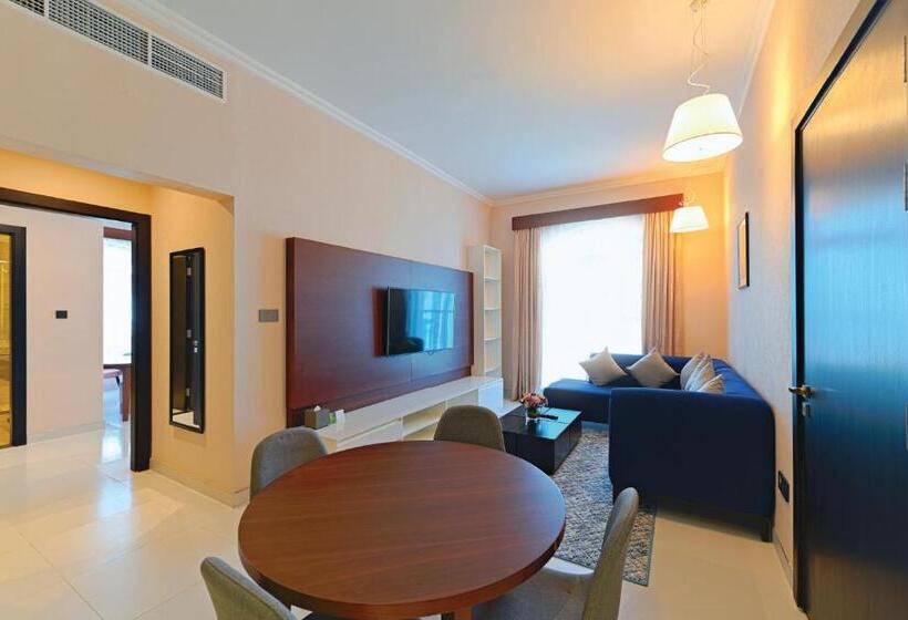 سوییت اجرایی, Time Asma