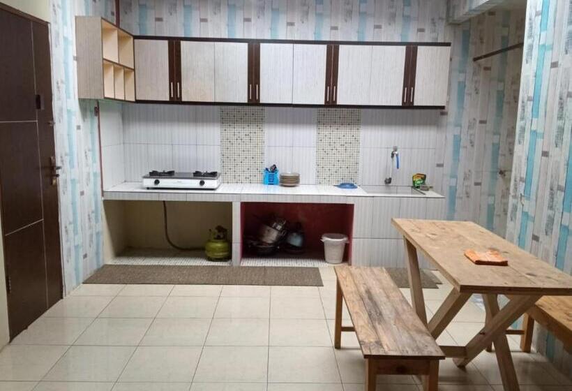 Семейный Номер, Penginapan Rudi Syariah