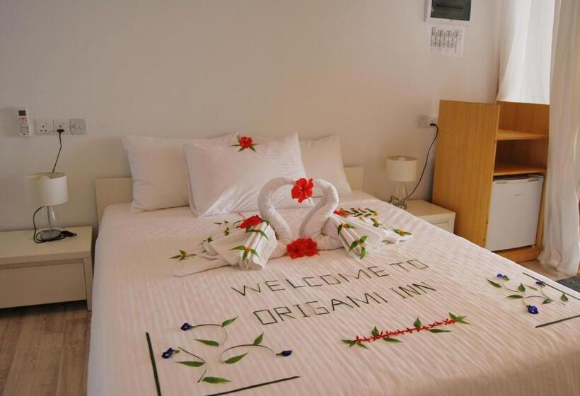 اتاق استاندارد با تراس, Origami Inn Himandhoo