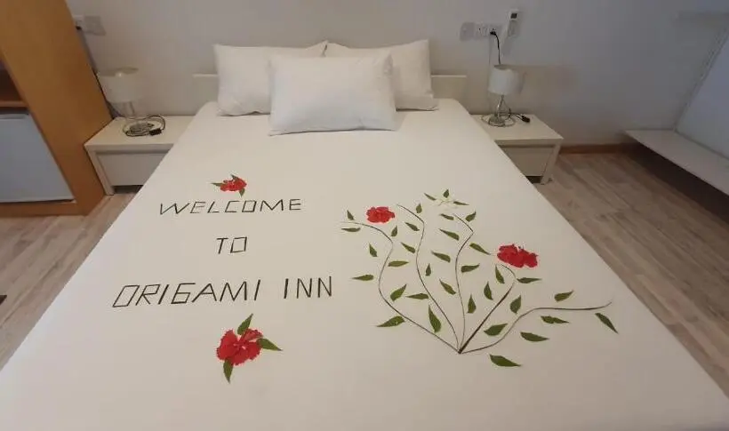 اتاق لوکس خانوادگی, Origami Inn Himandhoo