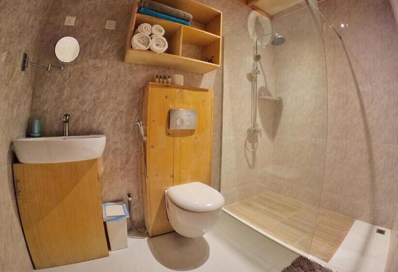 اتاق لوکس, Origami Inn Himandhoo