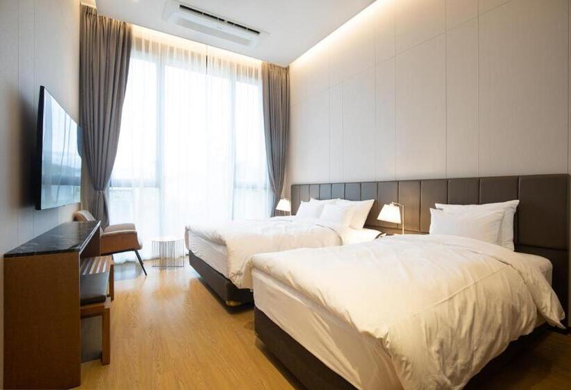 غرفة ديلوكس عائلية, Jeonju Tourist Hotel Kkotsim