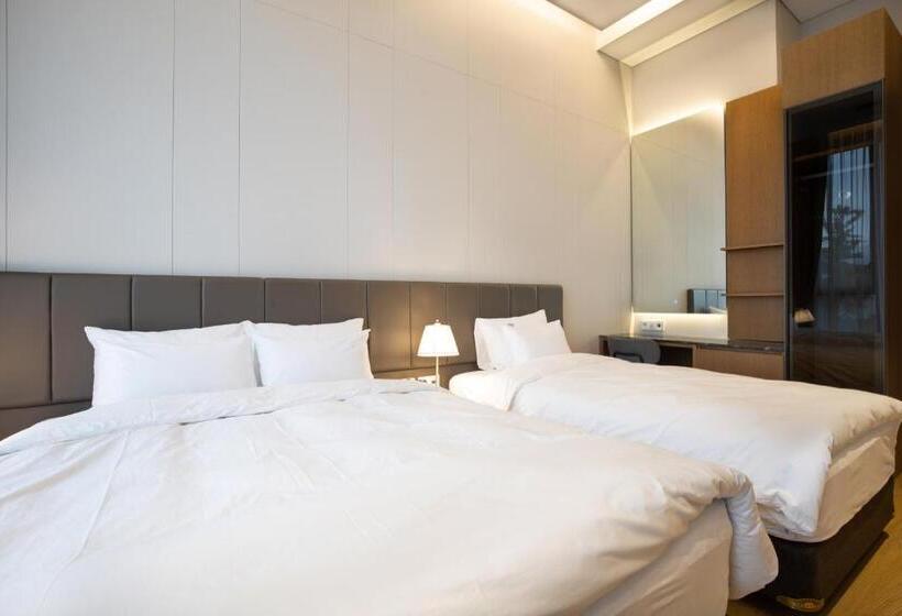 غرفة ديلوكس عائلية, Jeonju Tourist Hotel Kkotsim
