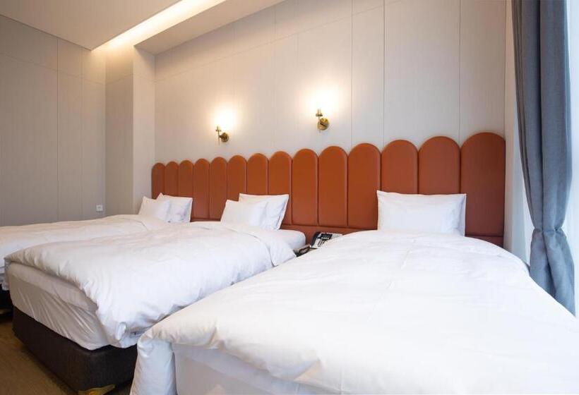 غرفة قياسية ثلاثية, Jeonju Tourist Hotel Kkotsim