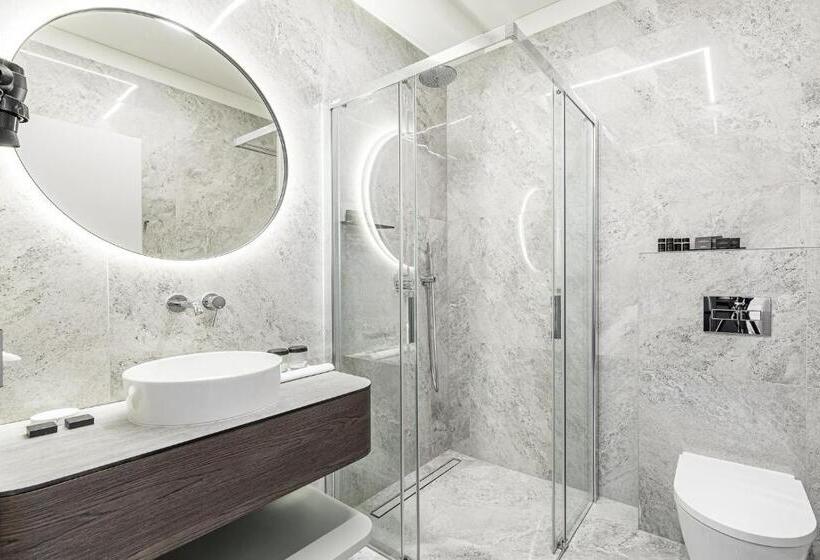 اتاق استاندارد, Oginski