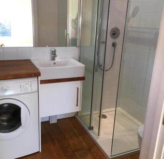 Апартаменты 1 Спальня Вид на Сад, Little Park Farm Queen Anne Farmhouse & Apartments