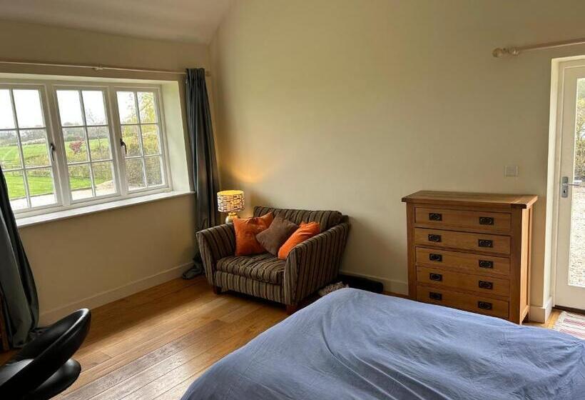 Апартаменты 1 Спальня Вид на Сад, Little Park Farm Queen Anne Farmhouse & Apartments