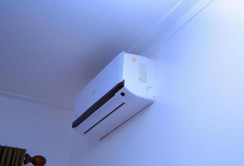 اتاق لوکس, Greenyard Beach