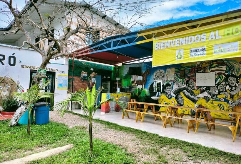 בקתת חדר, Yamboró