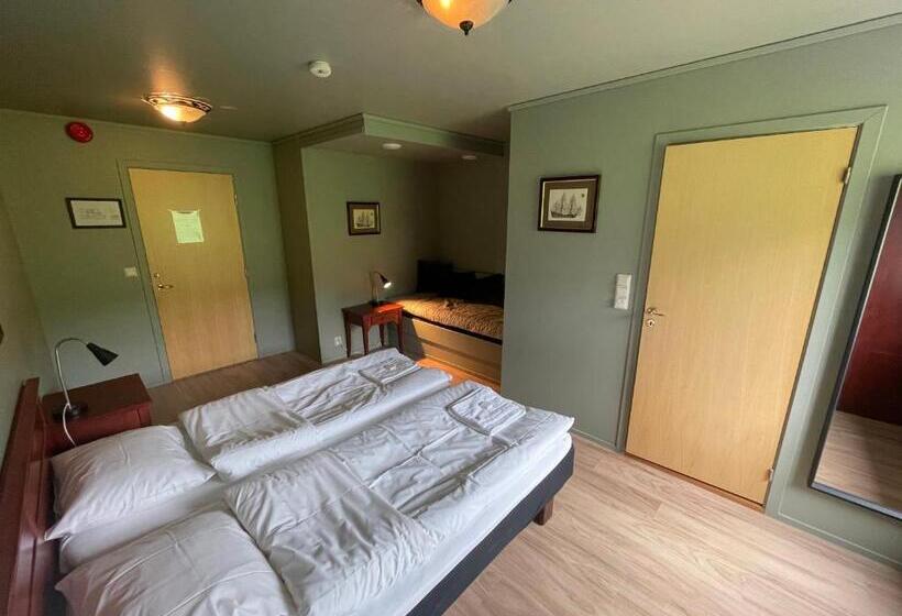 חדר סטנדרט לשלושה, Gjøa Motell