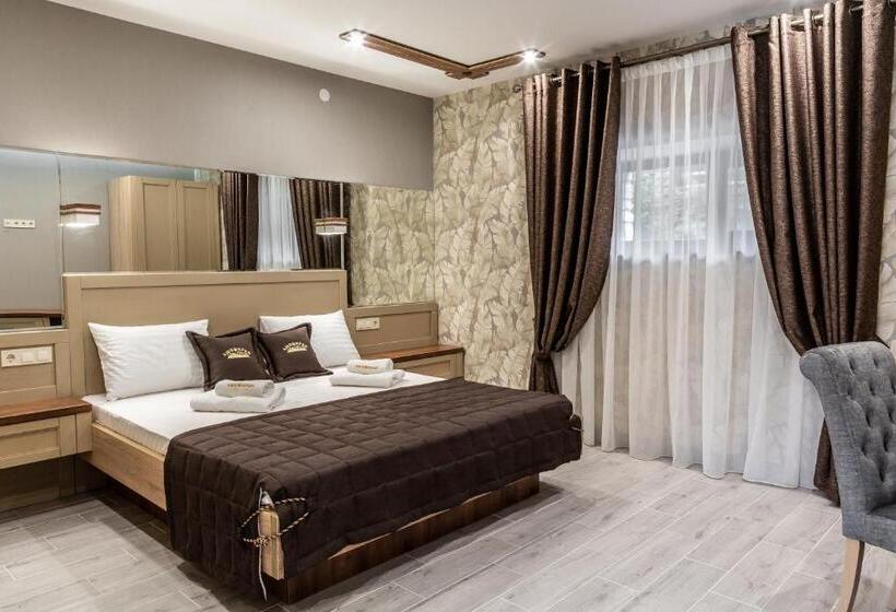 آپارتمان 1 خوابه همکف, любокрай готельно відпочинковий комплекс