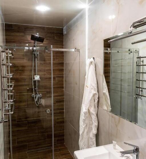 اتاق استاندارد با چشمانداز, любокрай готельно відпочинковий комплекс