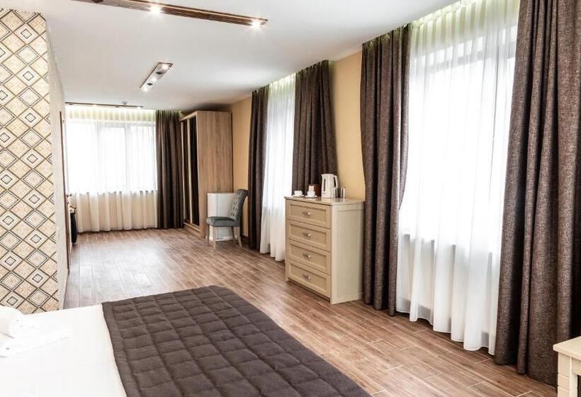 اتاق استاندارد با چشمانداز, любокрай готельно відпочинковий комплекс