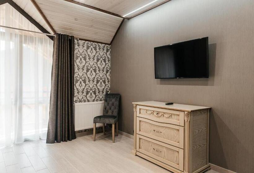 سوییت دوبلکس, любокрай готельно відпочинковий комплекс