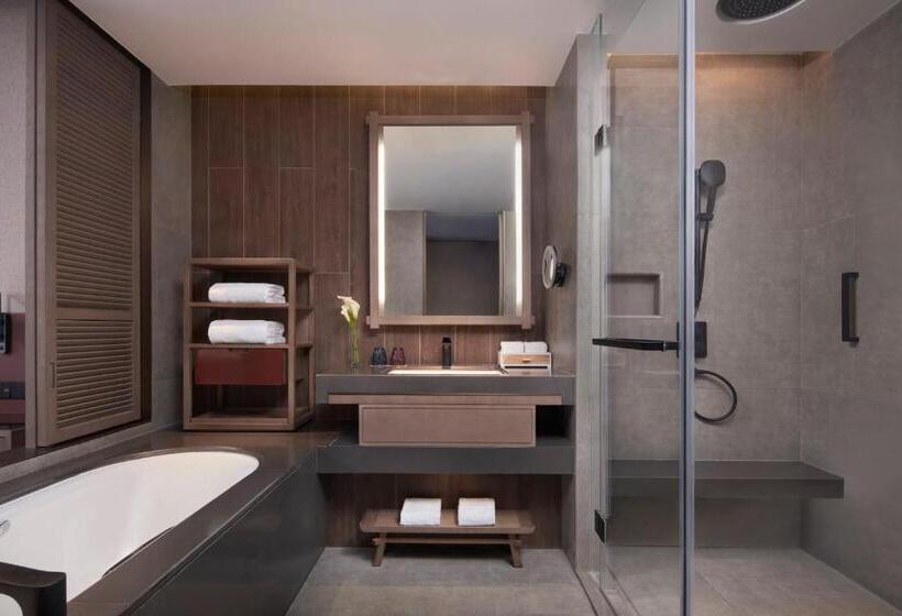 اتاق استاندارد با تخت بزرگ, Beijing Marriott Hotel Yanqing