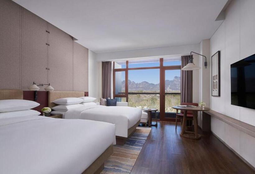 Premium room w/ mountain view, Beijing Marriott Hotel Yanqing
