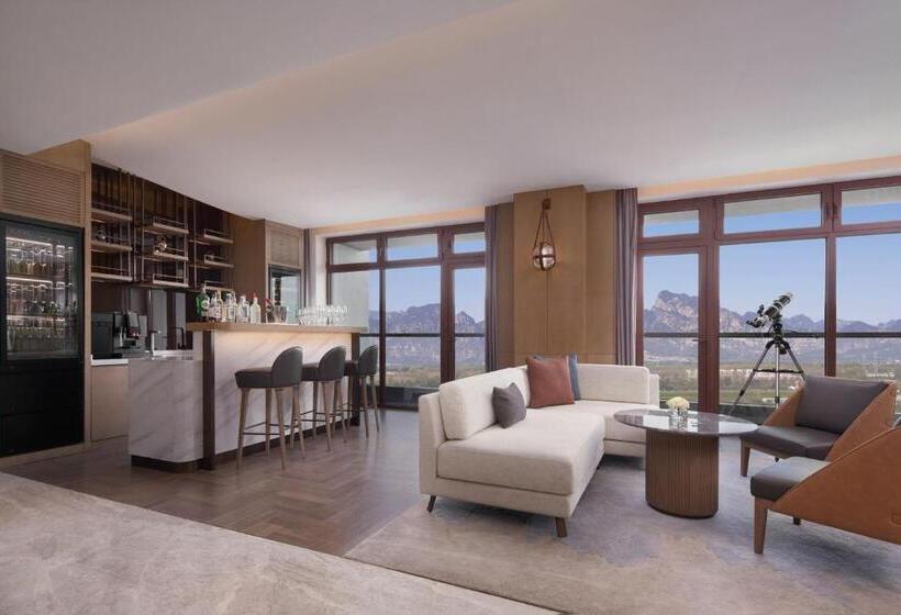 Club Room King Bed, Beijing Marriott Hotel Yanqing