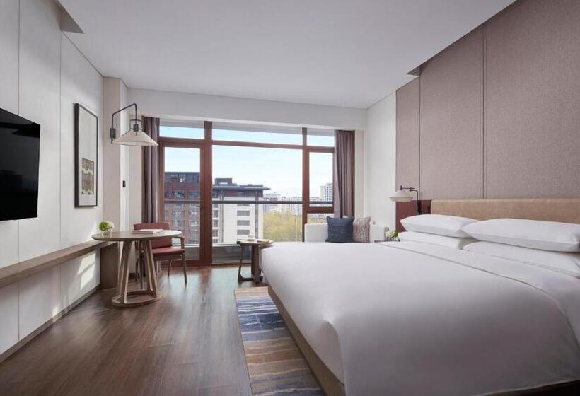 Club Room King Bed, Beijing Marriott Hotel Yanqing
