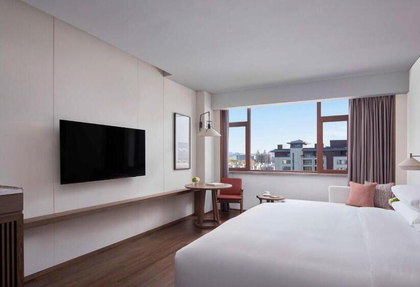Club Room King Bed, Beijing Marriott Hotel Yanqing